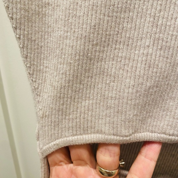 NWOT Wilfred Free Aritzia Ribbed Knit Bodycon Cut-Out Mini Dress Womens Small - Picture 8 of 8